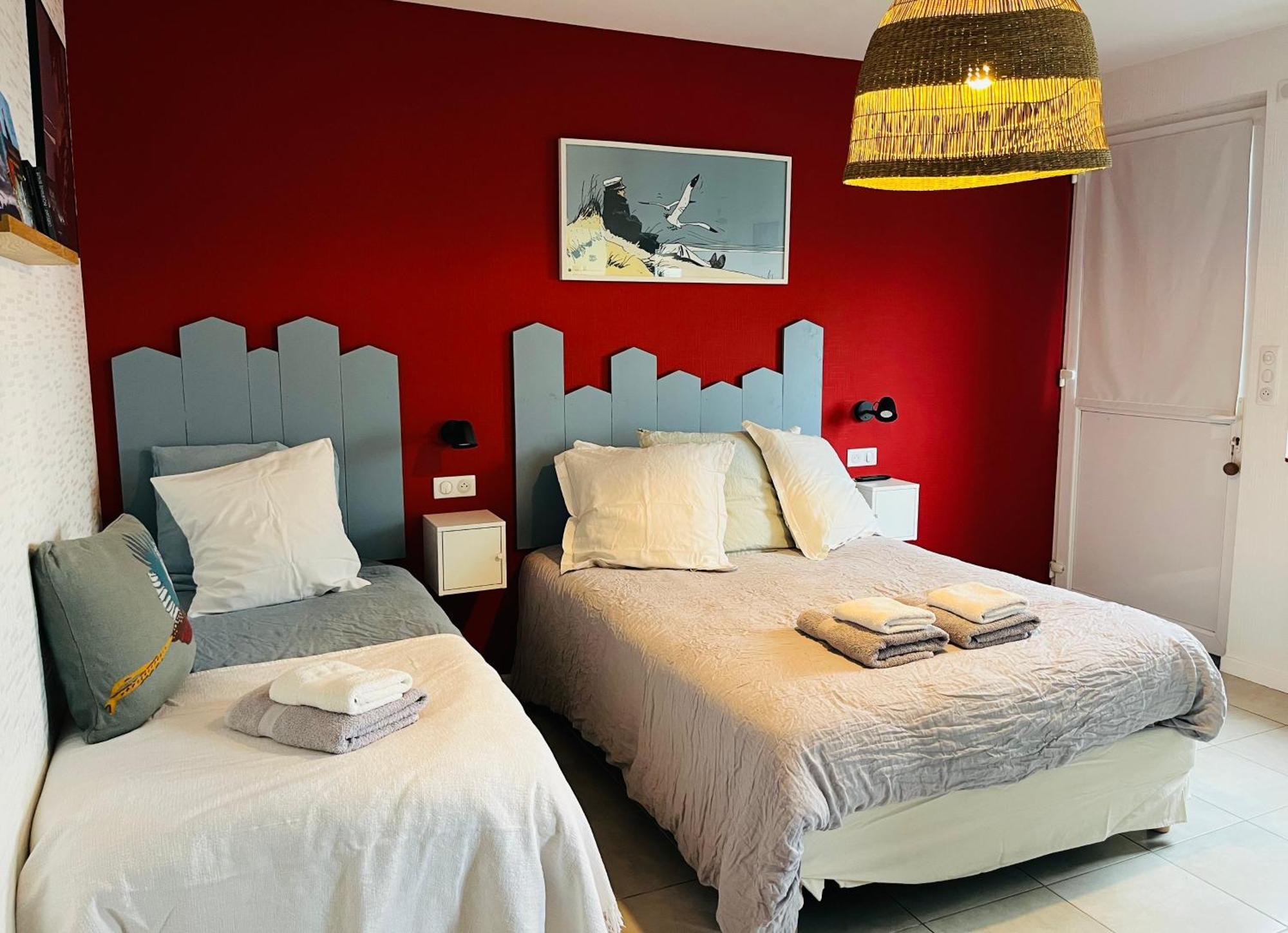 L'Atelier De Mezareun Bed & Breakfast Ushant Exterior photo