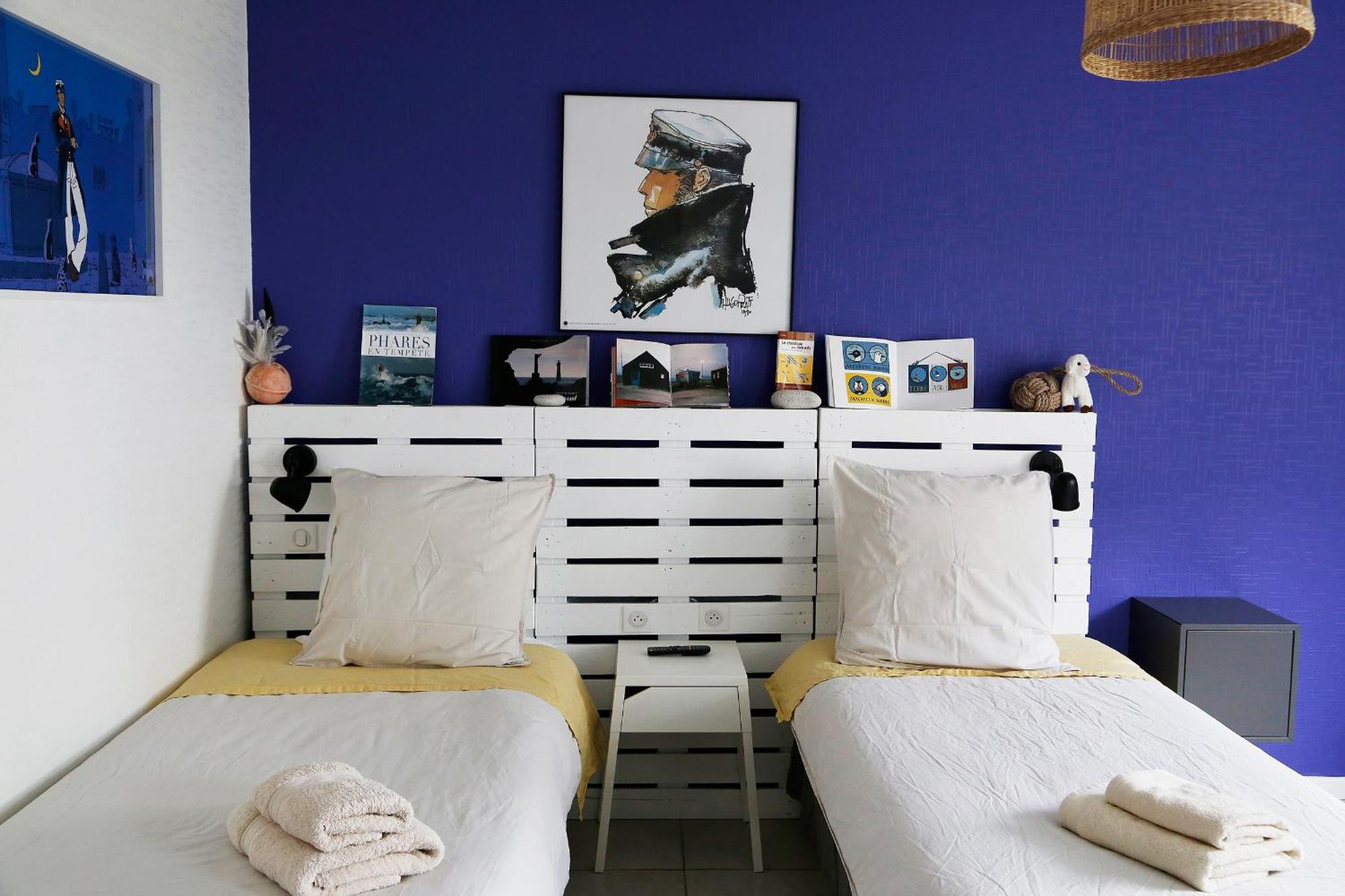 L'Atelier De Mezareun Bed & Breakfast Ushant Exterior photo