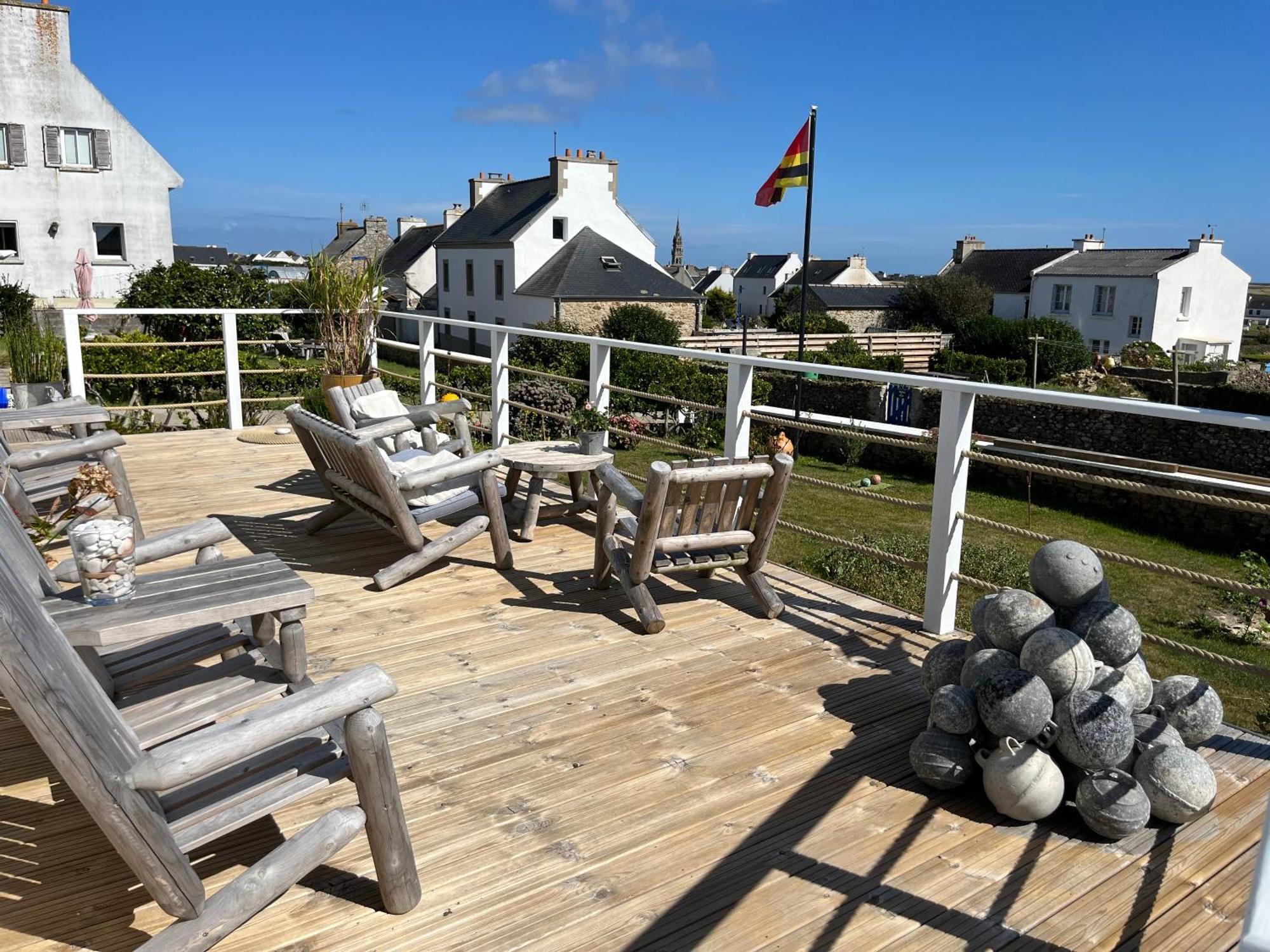 L'Atelier De Mezareun Bed & Breakfast Ushant Exterior photo